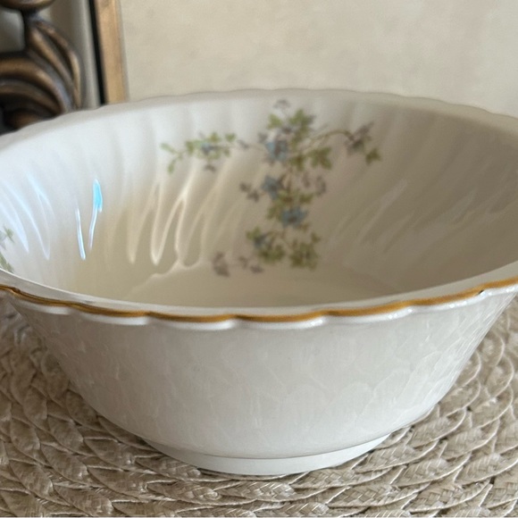 Vintage , ABERDEEN China, ABE6 pattern, Round Serving Bowl, Blue Green Floral - Picture 8 of 10